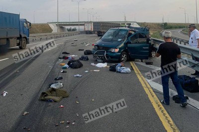 Погиб 15-летний пассажир Mercedes в ДТП на трассе М-4 «Дон» в Ростовской области