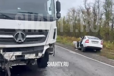 Погиб водитель «Приоры» на трассе Шахты — Раздорская: в тумане врезался в грузовик