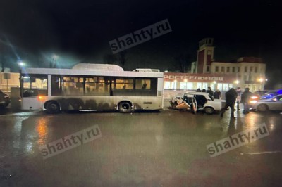 Нелепо погиб водитель, протаранив автобус в Ростове перед заводом Ростсельмаш
