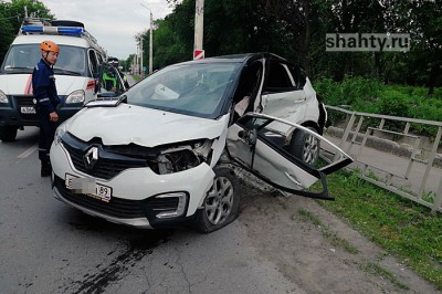 В Шахтах произошло ДТП дороге Центр — Артем: пострадали водители и пассажир