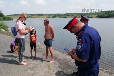 В Шахтах за купальный сезон оштрафовали 15 человек на городских водоемах