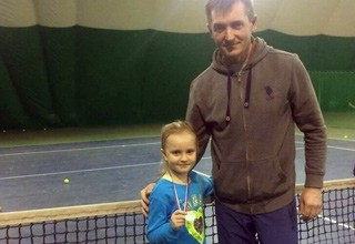 7-летняя девочка из г. Шахты победила в областном турнире по теннису