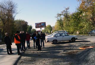В городе Шахты начат капремонт дороги на проспекте Чернокозова