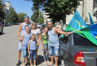 Город Шахты отмечает День ВДВ [Фото]