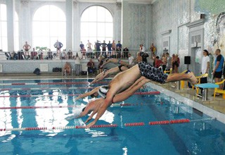 В г. Шахты прошли соревнования по плаванию среди спортсменов Ростовской области и Краснодарского края