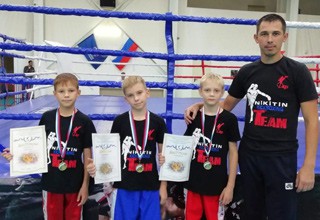 Бойцы из г. Шахты завоевали три «золота» на Кубке Ставропольского края по кикбоксингу
