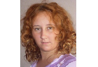Пропала рыжеволосая 28-летняя девушка в Ростовской области