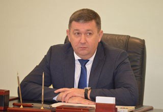 Версии ухода сити-менеджера г. Шахты Игоря Медведева — депутаты собрались на заседание