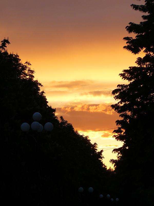 Закат на Арбате (ул. Шевченко), город Шахты - Шахты