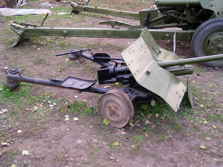 Чешская пушка, аксайский музей - Шахты