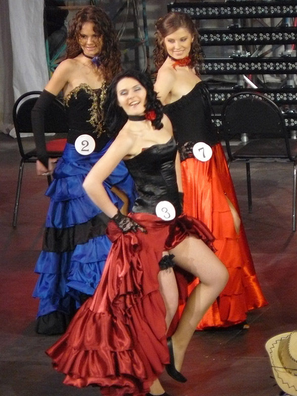 Конкурсный выход "Она такая разная" - Шахты