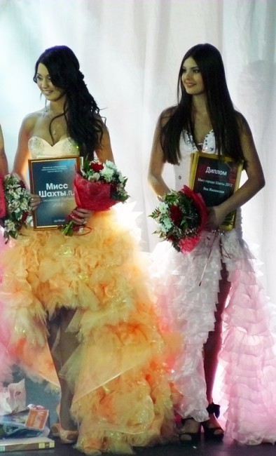 Мисс Шахты.RU 2012 Анастасия Савина и Яна Жилинская - Шахты