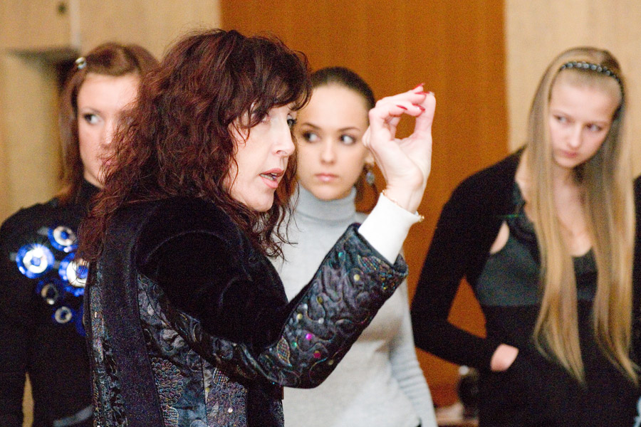 Подготовка к "Мисс Шахты 2011"