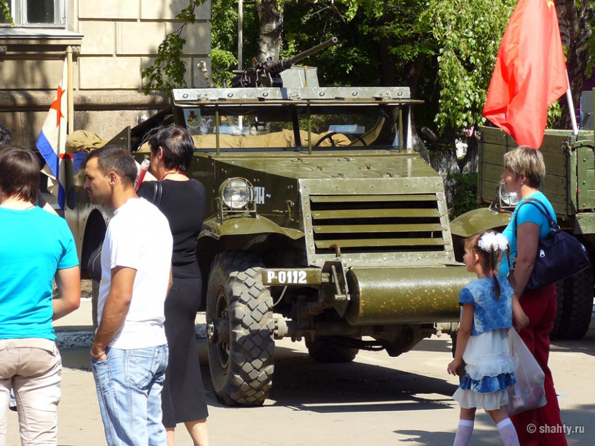 5 мая 2012 г. в г. Шахты боевая машина "Скаут"