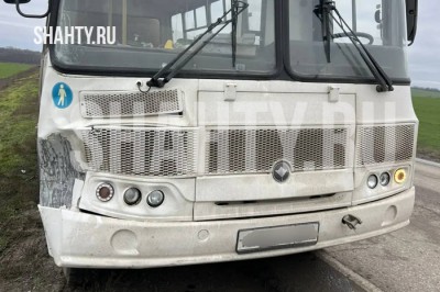 Под Ростовом автобус задавил 47-летнюю женщину на дороге