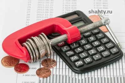 В Шахтах долг населения за коммунальные ресурсы составил миллиард рублей