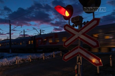 Перекроют проезд через ж/д переезд в пос. Каменоломни на 9 часов подряд