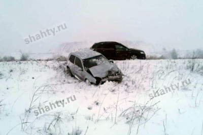 В ДТП пострадали мать и трехлетний ребенок: автоледи выехала на встречку в Новошахтинске