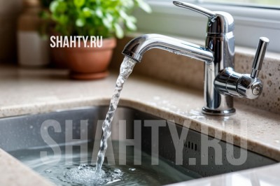 В жаркий день отключили воду в г. Шахты в разных районах