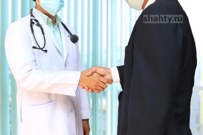 Приехавшие в г. Шахты врачи получат по полмиллиона рублей
