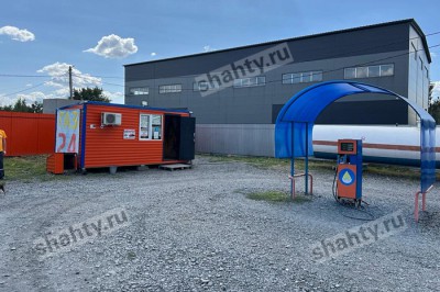 ФСБ закрыла сеть из 11 нелегальных автозаправок в Ростовской области