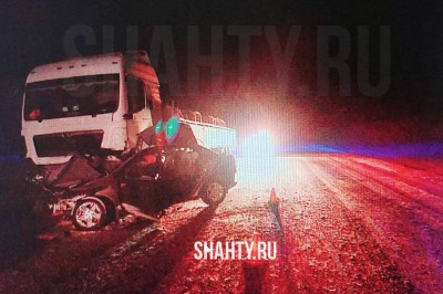 Трое людей погибли в ДТП на встречке на трассе в Ростовской области