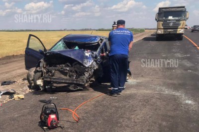 Погибла девушка за рулем: ей стало плохо на трассе в Ростовской области