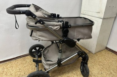 В Шахтах в детской поликлинике украли детскую коляску