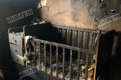 В Шахтах погибла годовалая девочка: трехлетний братик играл с огнем