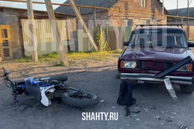 В Ростовской области подросток на мотоцикле столкнулся с ВАЗом