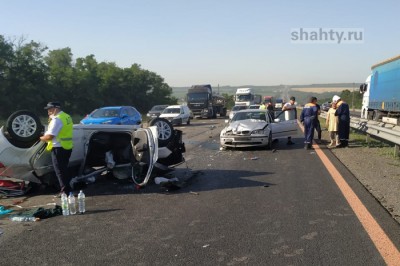 Страшное ДТП под Шахтами: семья с 2-летним ребенком оказалась в шахтинской больнице