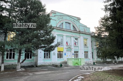 В Шахтах дозвониться до поликлиник теперь можно через службу 122