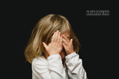 Насмерть разбилась 2-летняя девочка, выпав из окна квартиры в Новочеркасске