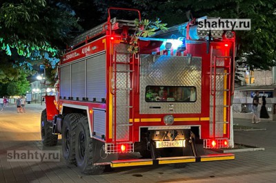 Хлопок в Шахтах: из-за утечки газа из пятиэтажки эвакуировали сорок человек