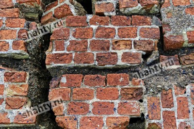 Арестован 70-летний дед в Шахтах, забивший кирпичом собутыльника