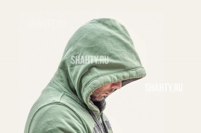 В Шахтах закладчик «спалился» на информации в телефоне о местах закладки