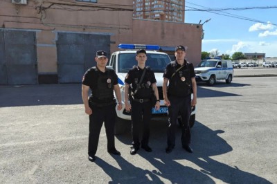 Полицейские помогли доставить лекарство бабушке жителя Ростова