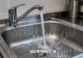 В Шахтах с утра ремонтируют водопровод по улице Заславского