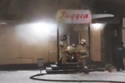 В г. Шахты сгорел торговый павильон около Покровского собора