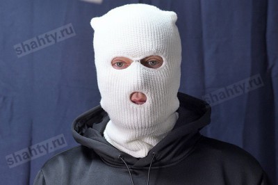 В Шахтах гастролеры пытались взломать банкомат с 3 млн рублей