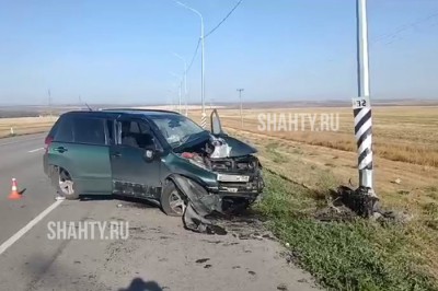 Погибли мальчик и девочка: девушка уснула за рулем на трассе в Ростовской области