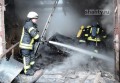 Сгорела машина в Шахтах в гараже на Новостройке