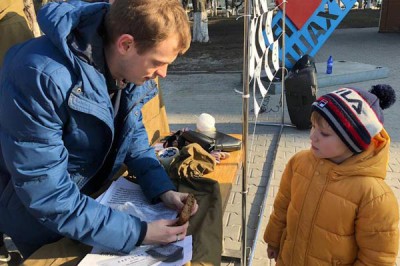В городе Шахты раздавали «Блокадный хлеб»
