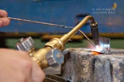 Оперативники в Шахтах задержали вора, укравшего сварочный аппарат