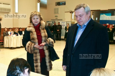 Супруга Василия Голубева вошла в тройку самых богатых жен глав регионов