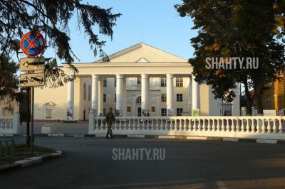 Проведут капремонт театра в г. Шахты в этом году
