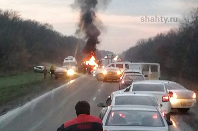 Погибли на трассе Шахты — Новочеркасск двое водителей и 7-летний ребенок: видео