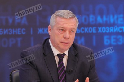Голубев пробил два колеса возле г. Шахты на трассе М-4 «Дон»