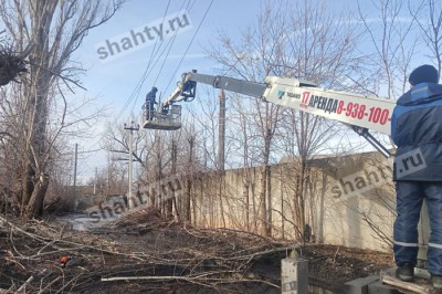 В Шахтах произошел обрыв высоковольтной линии электропередачи