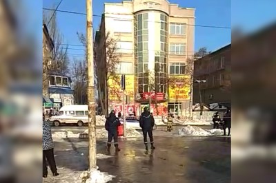 В г. Шахты пришлось оцепить Красный Шахтер из-за оставленной сумки